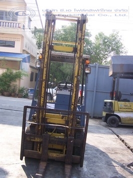 ขาย รถโฟล์คลิฟท์ KOMATSU รุ่น FD25-12