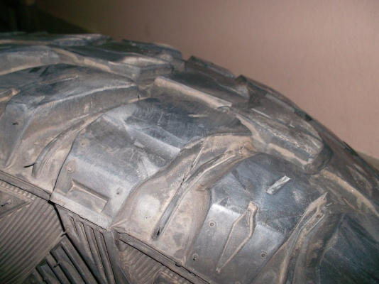 ยางมัด 245/75 R16 ปี 11