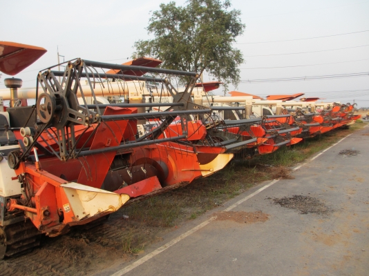 ลดกระหน่ำ แทรกเตอร์ และรถเกี่ยวคูโบต้า มือสองที่ใหญ่ที่สุดในประเทศ สนใจโทรสอบถามได้ที่น้องร็อคครับ ลดกระหน่ำ แทรกเตอร์ และรถเกี่ยวคูโบต้า มือสองที่ใหญ่ที่สุดในประเทศ สนใจโทรสอบถามได้ที่น้องร็อคครับ