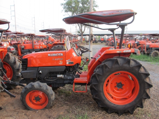 ลดกระหน่ำ แทรกเตอร์ และรถเกี่ยวคูโบต้า มือสองที่ใหญ่ที่สุดในประเทศ สนใจโทรสอบถามได้ที่น้องร็อคครับ ลดกระหน่ำ แทรกเตอร์ และรถเกี่ยวคูโบต้า มือสองที่ใหญ่ที่สุดในประเทศ สนใจโทรสอบถามได้ที่น้องร็อคครับ