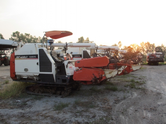 ลดกระหน่ำ แทรกเตอร์ และรถเกี่ยวคูโบต้า มือสองที่ใหญ่ที่สุดในประเทศ สนใจโทรสอบถามได้ที่น้องร็อคครับ ลดกระหน่ำ แทรกเตอร์ และรถเกี่ยวคูโบต้า มือสองที่ใหญ่ที่สุดในประเทศ สนใจโทรสอบถามได้ที่น้องร็อคครับ