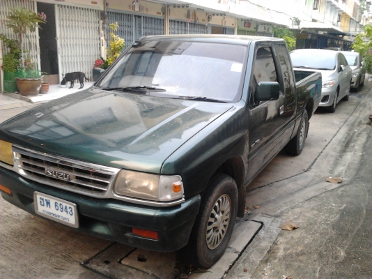 ขายอี ซูสุ มักกรทองแอร์เย็น เครื่อง ดี พร้อมเครื่องเสียง(รถแวน แปลงเป็นกะบะ ปี 90 ลงเล่มแล้ว ทะเบียนไม่ขาดต่อพร้อมโอน) ขายอี ซูสุ มักกรทองแอร์เย็น เครื่อง ดี พร้อมเครื่องเสียง(รถแวน แปลงเป็นกะบะ ปี 90 ลงเล่มแล้ว ทะเบียนไม่ขาดต่อพร้อมโอน)