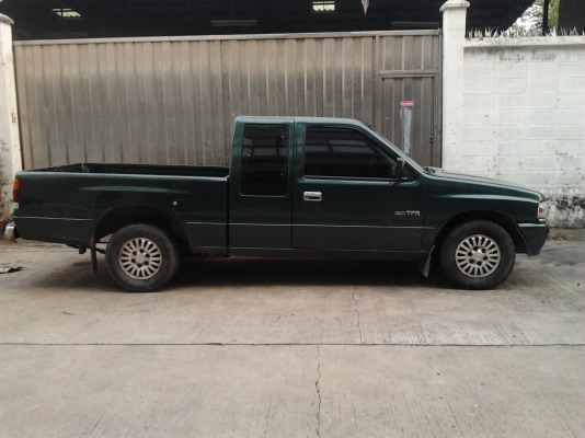 ขายอี ซูสุ มักกรทองแอร์เย็น เครื่อง ดี พร้อมเครื่องเสียง(รถแวน แปลงเป็นกะบะ ปี 90 ลงเล่มแล้ว ทะเบียนไม่ขาดต่อพร้อมโอน) ขายอี ซูสุ มักกรทองแอร์เย็น เครื่อง ดี พร้อมเครื่องเสียง(รถแวน แปลงเป็นกะบะ ปี 90 ลงเล่มแล้ว ทะเบียนไม่ขาดต่อพร้อมโอน)