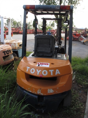 ศูนย์รวม ฟอร์คลิฟต์  มือสองที่ใหญ่ที่สุดในภาคกลาง สนใจโทรสอบถามได้ที่น้องร็อคครับ