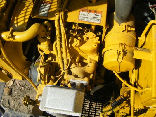 รถดั๊มนั่งขับตีนตะขาบ