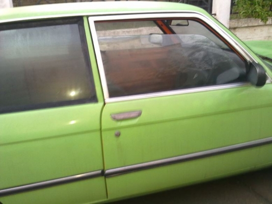 BMW 318i รุ่น E21 สองประตู BMW 318i รุ่น E21 สองประตู