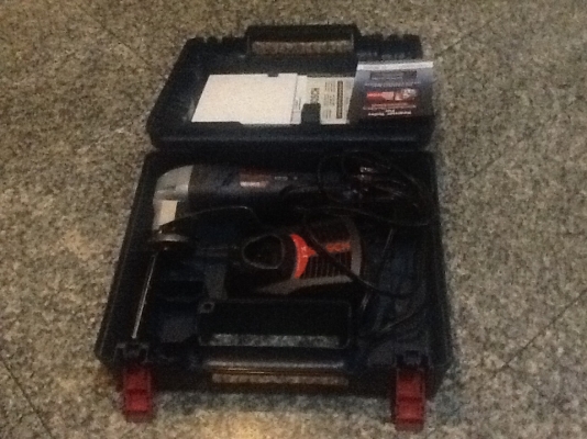 ขาย เครื่องตัดเหล็กแผ่น ไร้สาย ลิเธี่ยม  12v ของ bosch