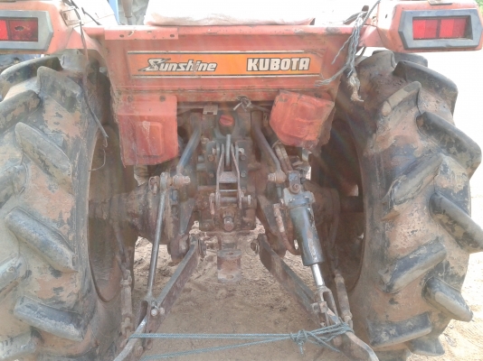 ขายรถไถkubota L1-225 2 เพลา 22แรง พวงมาลัยเพาเวอร์ ขายรถไถkubota L1-225 2 เพลา 22แรง พวงมาลัยเพาเวอร์