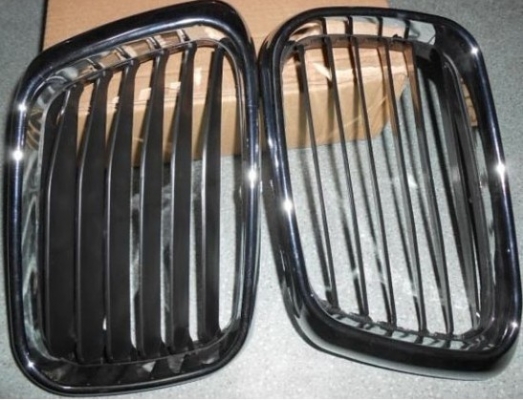 กระจังหน้า ซ้ายขวา ข้างละ 480 บาท