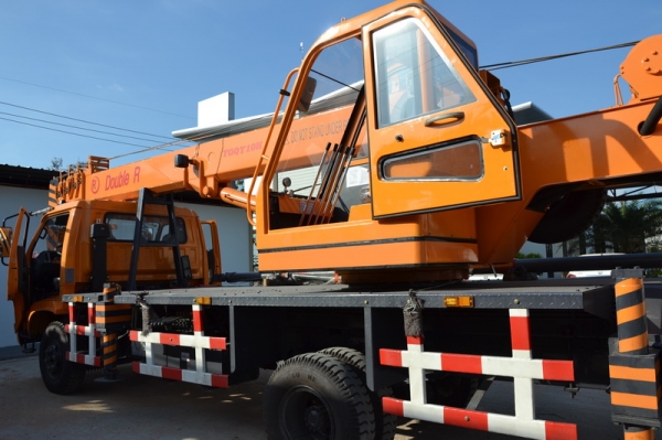 ขายรถเครน 10 ตัน ขายรถเครน 10 ตัน