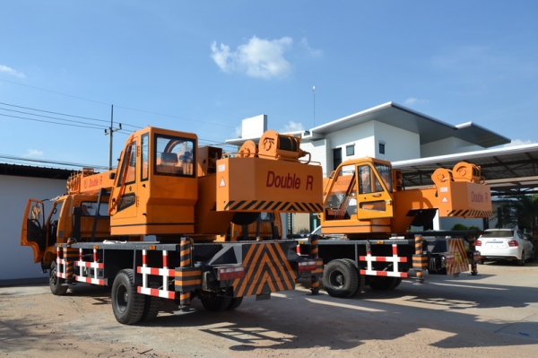 ขายรถเครน 10 ตัน ขายรถเครน 10 ตัน