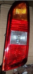 ไฟท้าย DFM รุ่น รถตู้ ข้างละ 690 บาท