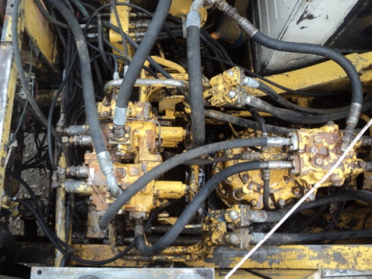 ขายแบคโฮKOMATSUpc 200 รุ่น5 ด่วน