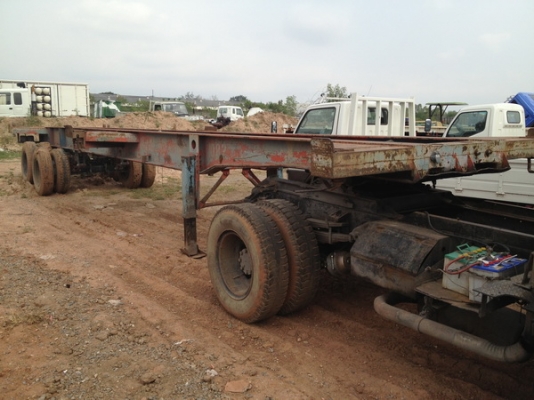 ขายก้างปลา 2 เพลา สภาพดีใช้อยู่ขายตามสภาพต้องการก้างปลาโทรเลยครับ