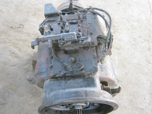 เกียร์ฟูลเลอร์ //อีตัน///// ไม่มีไดร์ครับ////สวยมากครับ มีเบรคมือด้วยครับหายากมากครับ