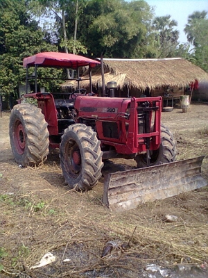 ขายรถไถ แม๊กซี่ 390 2 เพลา พร้อมใบดันดิน หาง7 จาน