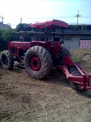 ขายรถไถ แม๊กซี่ 390 2 เพลา พร้อมใบดันดิน หาง7 จาน ขายรถไถ แม๊กซี่ 390 2 เพลา พร้อมใบดันดิน หาง7 จาน