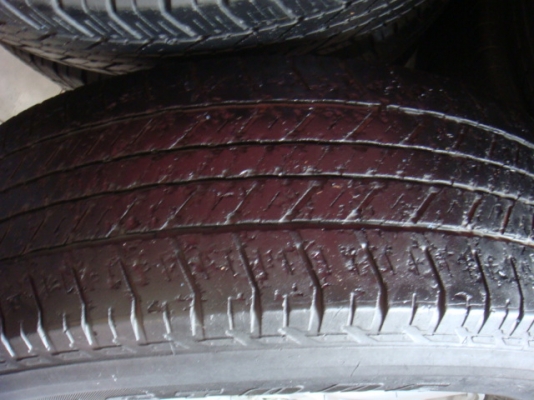 ขายยาง 265/65/17 Bridgestone Dueler ปี 09 ขายยาง 265/65/17 Bridgestone Dueler ปี 09