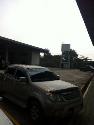 ขายรถ VIGO เบนซิน 2.7 ปี 2007 ติดแก๊สระบบหัวฉีด VERSUS 4WD เกียร์ ออโต้ มีชุดตกแต่ง,เบาะหนัง,ฝาปิดท้าย มือเดียวจากห้างไม่เคยชน ไม่เคยทำสี ขับดีมาก สนใจติดต่อ 081-907-2927