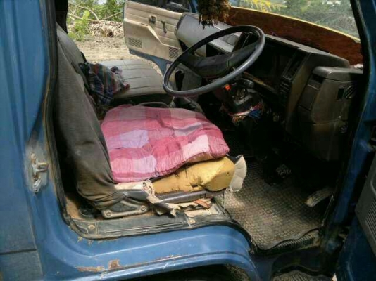 อิซูซู 115 ดัมพ์ รถห้าง เฟืองท้านร็อค 145 รถ อยู่ หาดใหญ่ อิซูซู 115 ดัมพ์ รถห้าง เฟืองท้านร็อค 145 รถ อยู่ หาดใหญ่