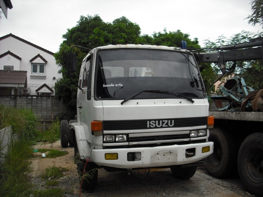 อีซูซุ 6 ล้อ หัว Rocky + ครัชซีน