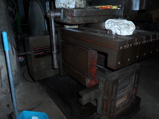 ขายครับขายเครื่องไสขนาด 36" เกียร์กระตุก มีเบรค ช่างเอก 0814583376