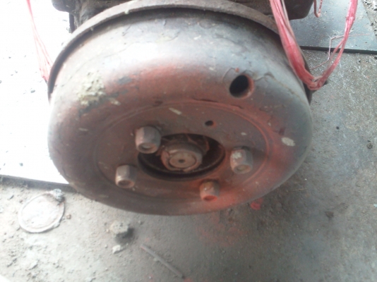 ต้องการขายเกียร์อิซูซุ  110  ขายครับ สภาพพร้อมใช้ครับ เพิ่งตัดลงมา ครับ  ราคาต่อรองได้ครับ