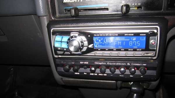 ขายไมตี้เอ็กรถบ้านเดิมๆสวยๆ  สภาพเหมือนพึ่งออกจากศูนย์เลยครับเครื่องเงียบกริบ แอร์ใหม่ล้างทั้งระบบคอมใหม่ตู้แอร์ใหม่เย็นจนหนาว กันชนหน้า+หลังใหม่+แม๊กลายเนอร์ใหม่ยางดอกเต็มพวงมาลัยพาเวอร์เครื่องเสียงใหม่จัดเต็มDVDชีดี+พาเวอแอมป์+กันสาดใหม่+กันแมลงใหม่+บัน