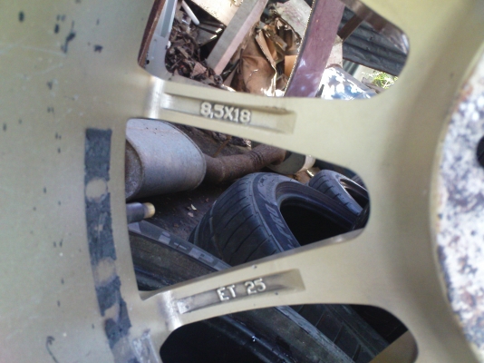 ขายแม๊ก advanr acing ra rs ขอบ18 หน้า 8.5 หลัง 9.5 พร้อมยาง ขายแม๊ก advanr acing ra rs ขอบ18 หน้า 8.5 หลัง 9.5 พร้อมยาง