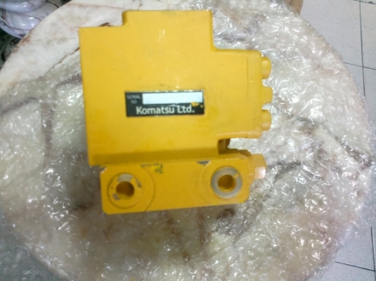 Spare part 723-40-70100 VALVE ASS'Y (Komatsu)