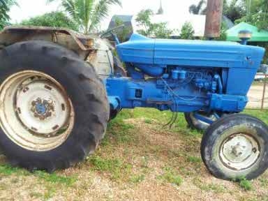 ขายรถไถ FORD 6600 เพลาเดี่ยว เครื่อง T 3 ไม่มีฝาลิฟต์ ไม่มีเอกสาร ราคา 200000