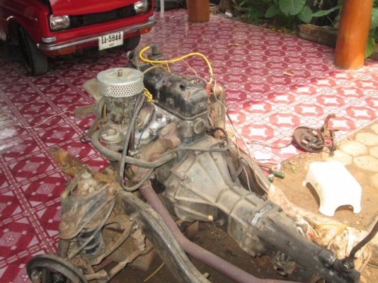 ขายเครื่อง นิสัน a15 พร้อมเกียร์ 4 speedใส่รถมาสด้าน้อย มา 8500