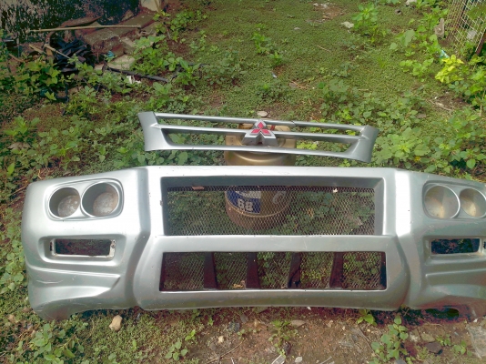 ขายกันหน้าทรง G-WAGON สำหรับใส่สตราด้า