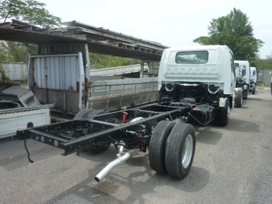 ISUZU NPR การ์ตูน 155 HP 4 สูบ 155 HP 6 ล้อ