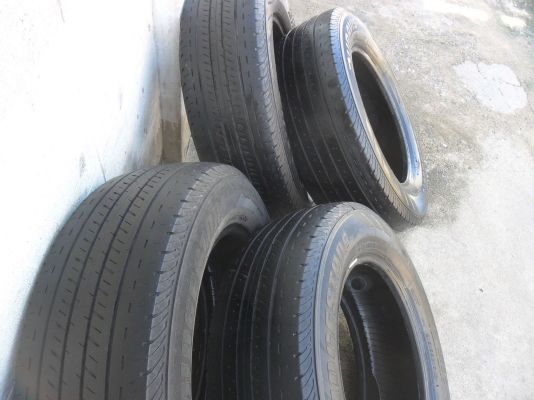 ยาง BRIDGESTONE 215/65R16 ปี10 สวยๆ 4 เส้น ราคา 2400 บาท ยาง BRIDGESTONE 215/65R16 ปี10 สวยๆ 4 เส้น ราคา 2400 บาท