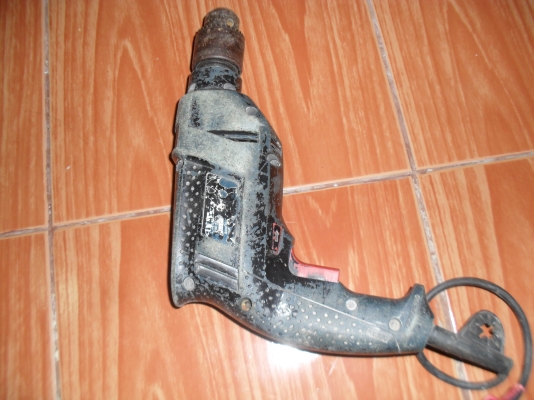 สว่าน BOSCH GSB1300