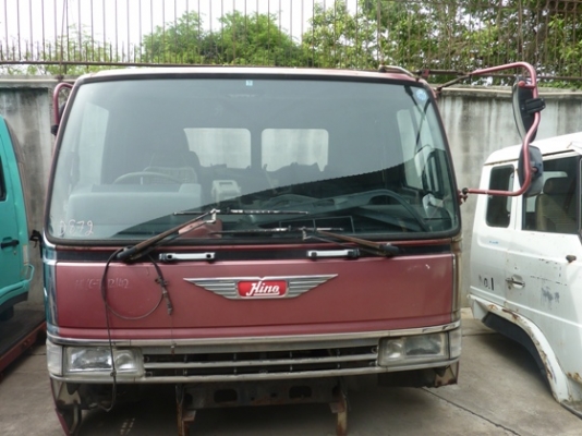 D872 หัวเก๋ง  HINO HITECH กว้าง ปีกนก หัวเก่าญี่ปุ่น