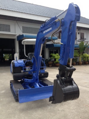 รถขุด-ดัน MITSUBISHI MM30T มือสองญี่ปุ่นแท้ นำเข้าเอง ทำสีใหม่ พร้อมใช้งาน