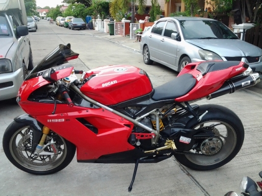 DUCATI 1198 Y 09 DUCATI 1198 Y 09