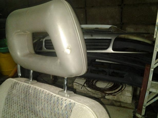 ขายเบาะ ISUZU ตัวนอก ผ้าลายสวยครับ ขายเบาะ ISUZU ตัวนอก ผ้าลายสวยครับ