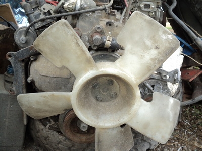 ขายเครื่อง toyota 2y 1800ccติดรถ ไมตี้ yn80 4ขอ