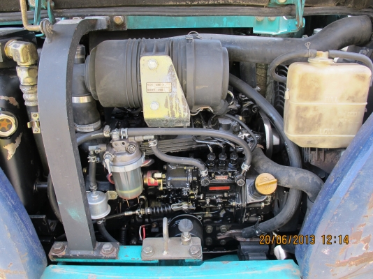 KOMATSU PC 30R-8