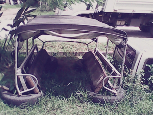 -ขายหลังคาผ้าใบ สภาพสวยๆๆ ไม่มีฉีกขาด เพิ่งถอดออกจากรถครับ