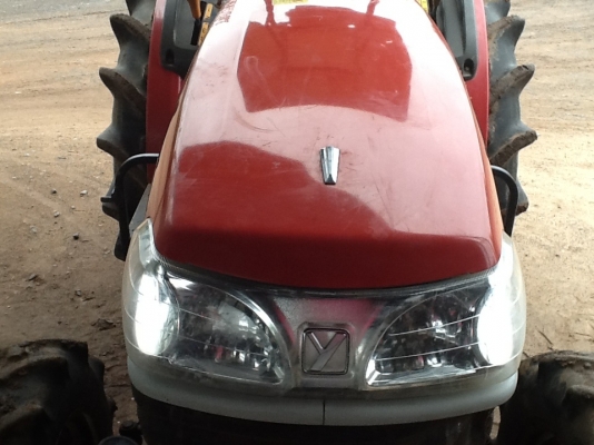 ยันร์ม่า EF352T 4 WD 2 เพลา ทำงาน 1181 ชั่วโมง ตัวเปล่าๆครับ