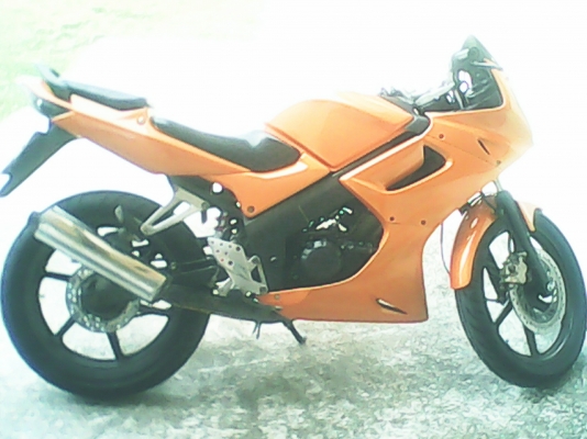 ขายด่วนครับ สภาพพร้อมใช้งาน honda cbr150 ปี50 ไมล์เหลือง