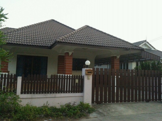 ขายบ้านพร้อมที่ดิน ลำปาง หลายหลังค่ะ