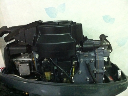 ขายเครื่องเรือ Yamaha 15 HP 2 จังหวะ หางสั้น