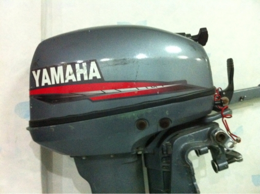 ขายเครื่องเรือ Yamaha 15 HP 2 จังหวะ หางสั้น