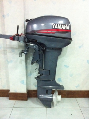 ขายเครื่องเรือ Yamaha 15 HP 2 จังหวะ หางสั้น
