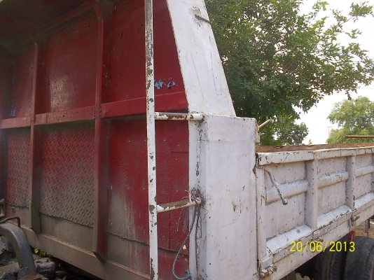 ขาย6ล้อดั้ม เปลี่ยนเครื่อง110แรงทะเบียนเอกสารพร้อมโอน